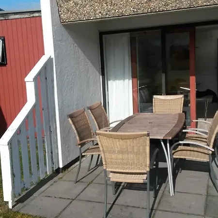 Cozy Townhouse In Apartment Allinge-Sandvig